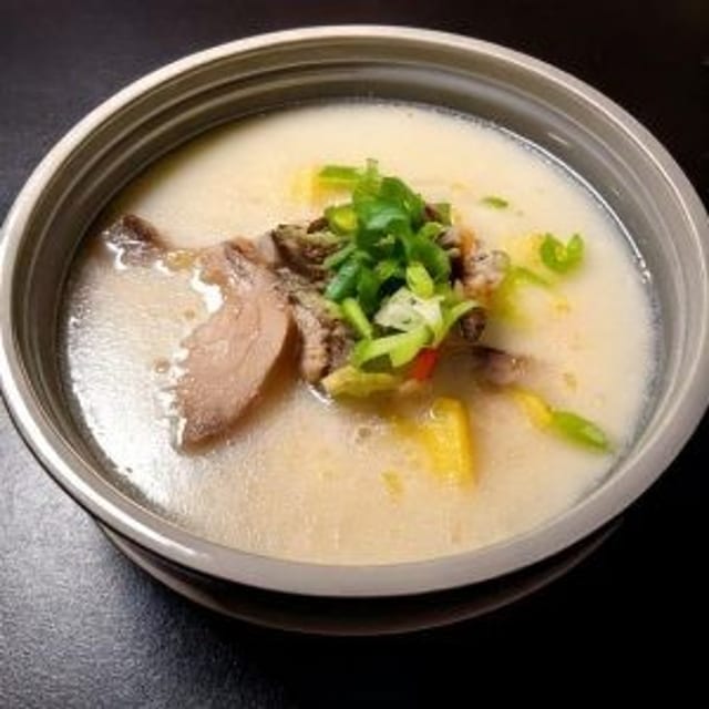 Seolleongtang [설렁탕].